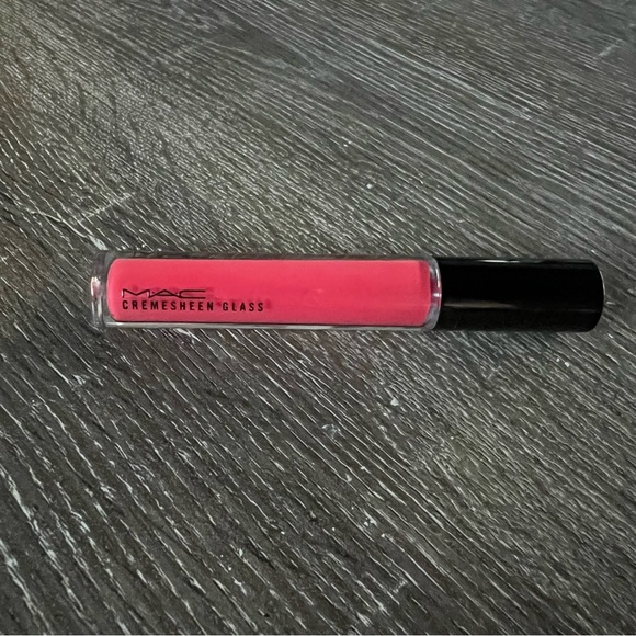 🆕 MAC Star Quality Cremesheen Glass Lipgloss - Picture 5 of 8